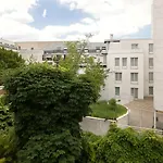 GuestReady - Séjour Chic au Cœur de Paris